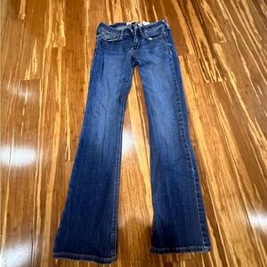 One pair of size 1 women’s jeans